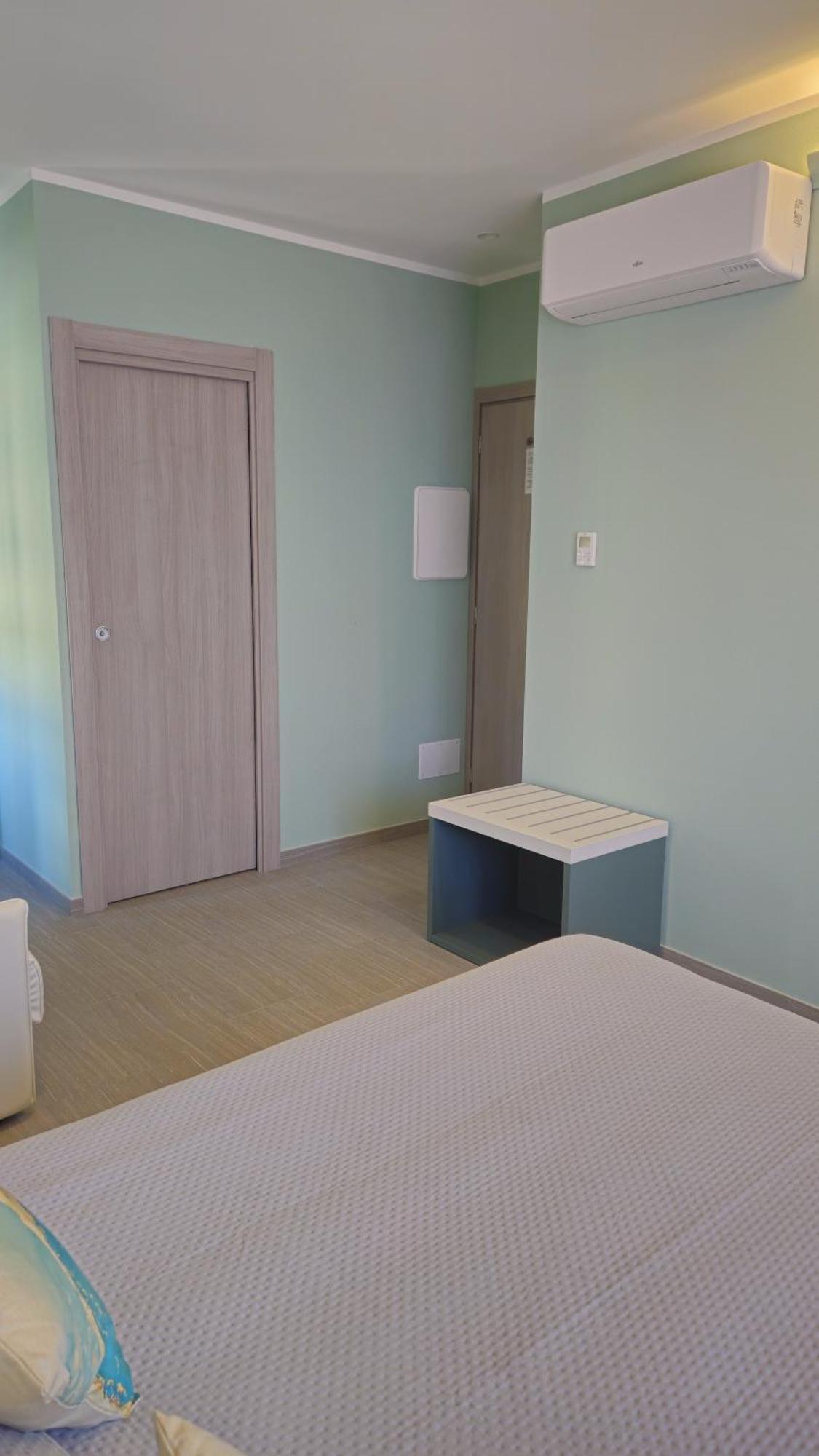 Real Rooms Dalia ลาสเปเซีย ภายนอก รูปภาพ